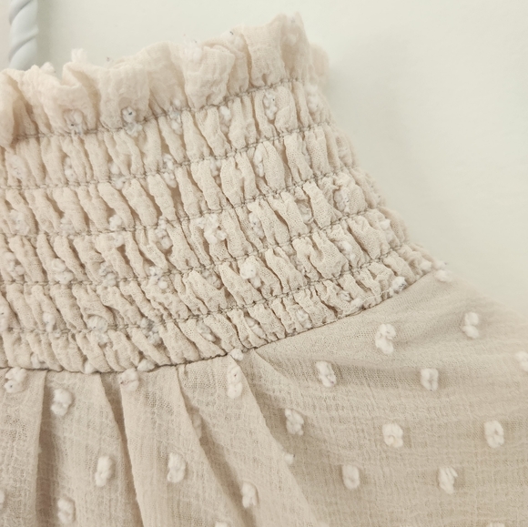 Day after day cream blouse. - Picture 6 of 8